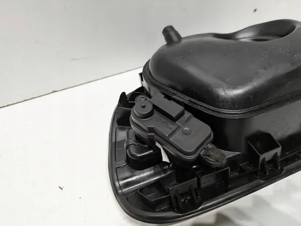 Mécanisme de trappe à carburant VW T-Cross OEM 2GM809999B image 7