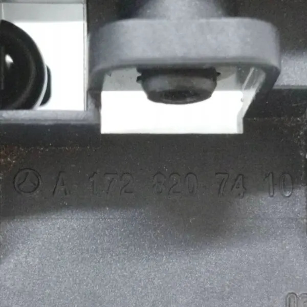 Mercedes-Benz SLK R172 dakslot OEM A1728207410 image 6