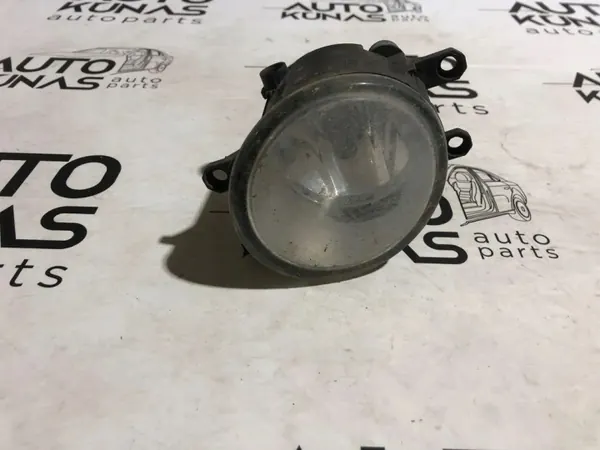 Farol Halogéneo Direito Toyota OEM 81210-0D042 Usado image 3