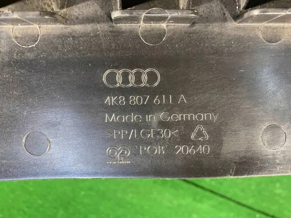 Unterfahrschutzplatte Audi A7 S7 4K8 S-Line OEM 4K8807611A image 4