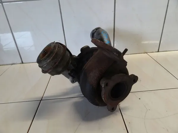 VOLVO S40 V40 1.9 D Turbocompresor 8200369581 image 2