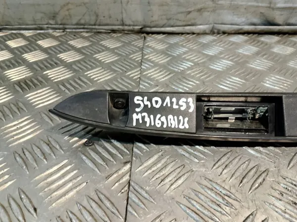 Moldura Tampão Porta-Malas BMW E46 Sedan OEM Usado image 10