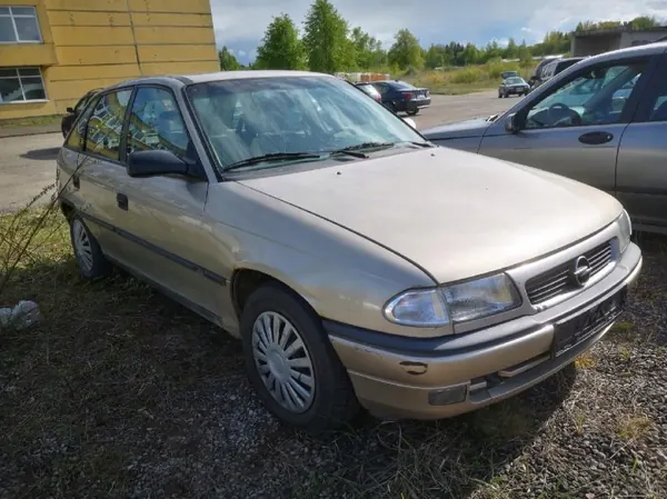 Colector de escape OEM 2626559 para Opel Astra 1997 image 4