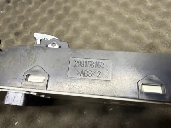 Kia Hyundai Centraleurschakelaarpaneel 93575A8AC0BYF image 5