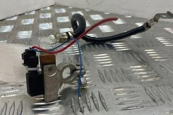 Klema minusowa BMW 3 GRAN TURISMO 9322900 image 3