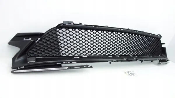 Grille de pare-chocs avant Mercedes Classe C W205 A2058852501 image 4