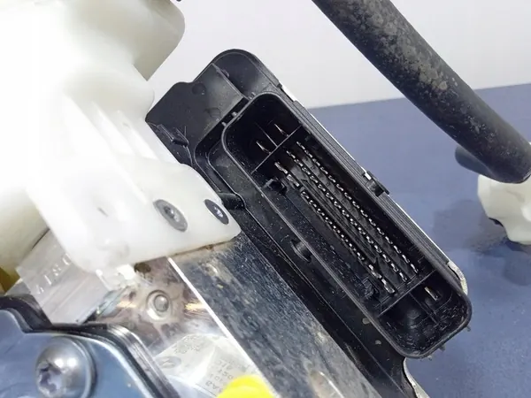 BMW IX I20 ABS Pomp 5A58F31 5A58F32 image 6