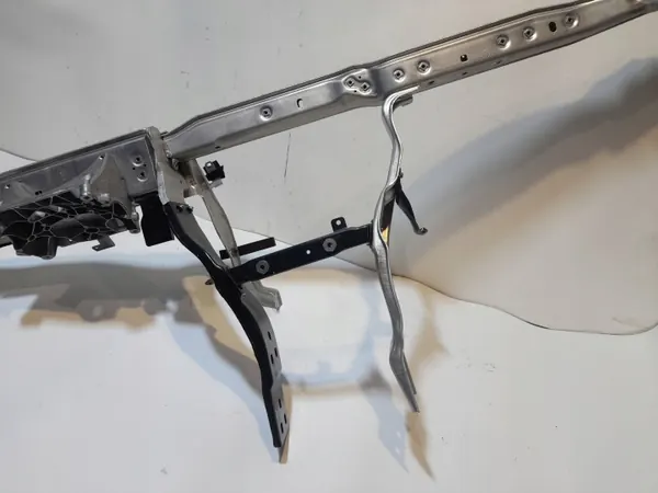 OEM 1K1858171A Instrumentbräda förstärkning fram Audi TT Mk2 image 5
