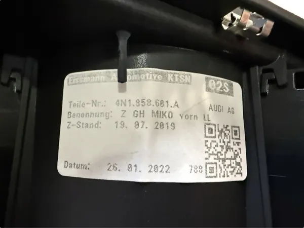 Porte-gobelet Audi A8 D5 OEM 4N1858601A - Occasion image 3