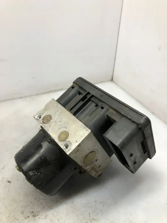 Contrôleur Pompe ABS OEM 10.0960-0100.3 - Occasion image 4