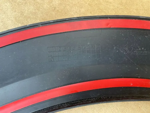 OEM 8W9853717 Frontlinker Kotflügelabdeckung Audi A4 B9 Allroad image 9