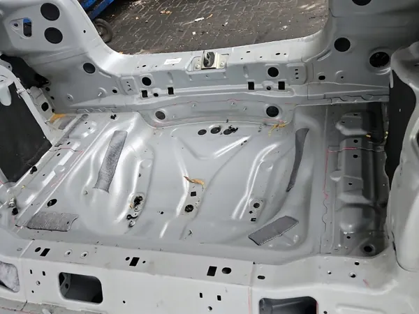 Tapis de coffre arrière Mercedes W176 OEM IMPRK1520897 image 4