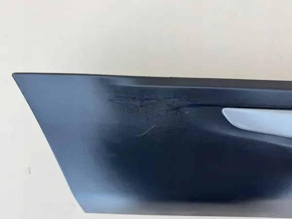 OEM BJ32-274A48-BJ Moldura Porta Traseira Direita - Range Rover Evoque image 8