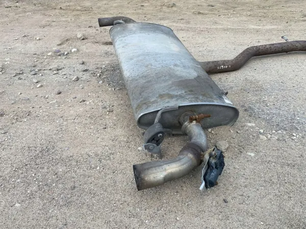Volvo XC90 2019 Kokonaisvaimennin OEM 31452878 image 3