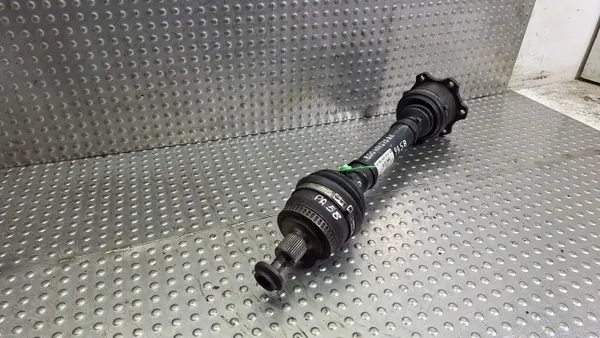 Höger framhalvaxel OEM S26380100 för VW Passat B5 image 3