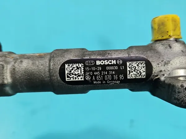 Sensor de riel de combustible A0000705746 Mercedes Vito W447 14-19 image 4