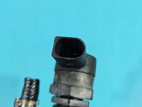 Sensor de riel de combustible A0000705746 Mercedes Vito W447 14-19 image 6