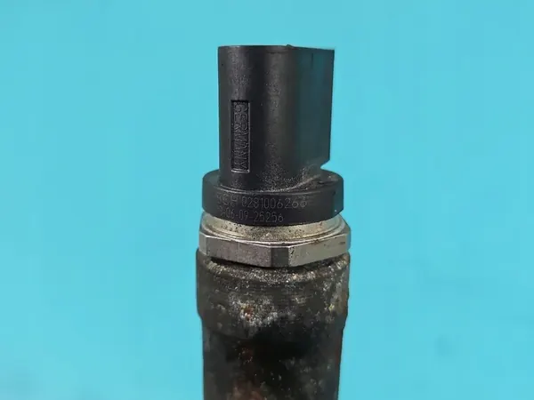 Sensor de riel de combustible A0000705746 Mercedes Vito W447 14-19 image 8