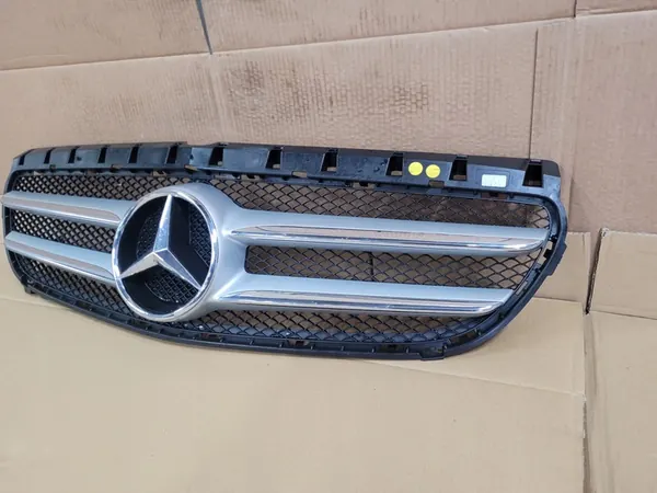Griglia anteriore Mercedes B-Class W246 A2468880460 image 3