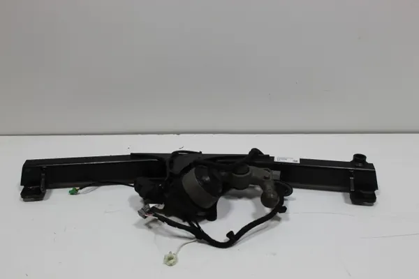 Crochet de remorquage électrique Volvo XC40 OEM 31458008 N image 2