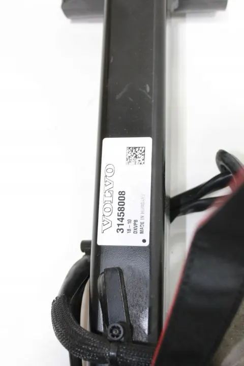 Crochet de remorquage électrique Volvo XC40 OEM 31458008 N image 3