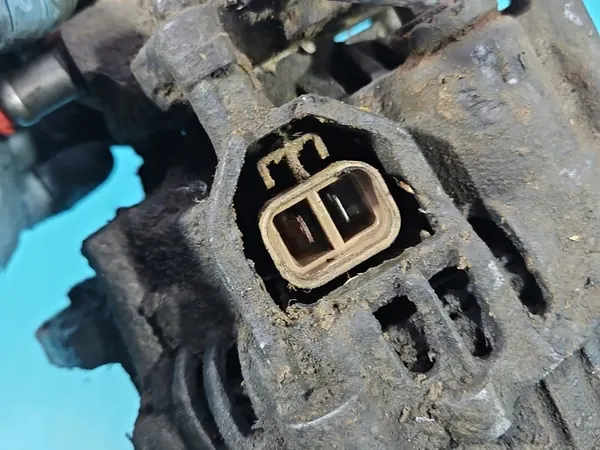 ALTERNADOR MITSUBISHI L200 2.5D image 9