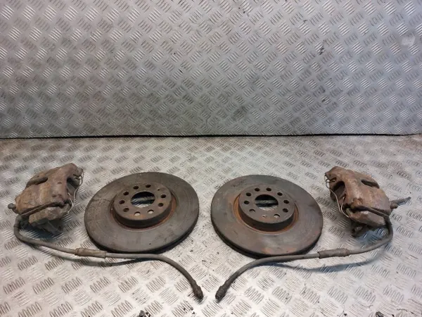 Framhjul Bromsskivor + Belägg + Bromsok OEM TARCZE PRZÓD image 2