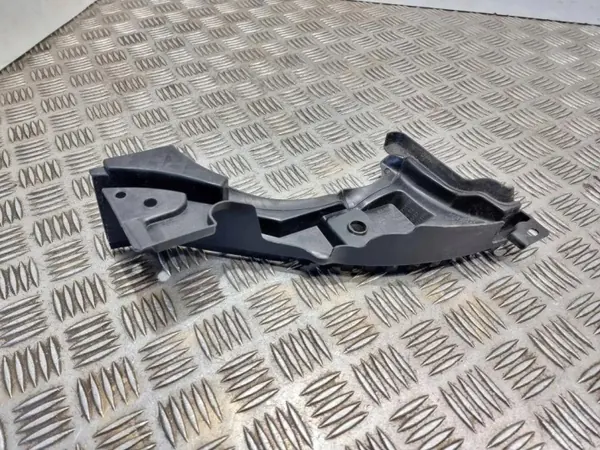 Pièces compartiment moteur BMW X1 F48 OEM 7329402 image 5