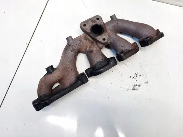 Renault Espace Pakoputken keräin OEM 8200042882 image 3