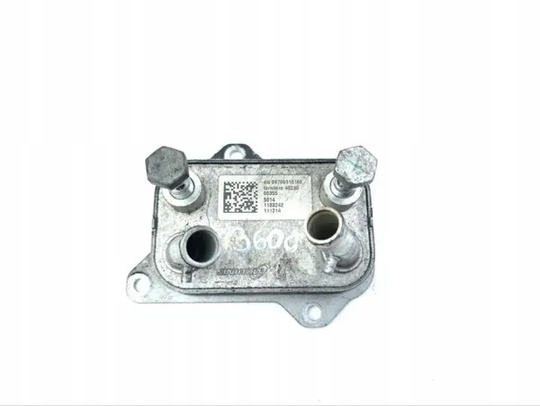 Arrefecedor de óleo Maserati OE 06700316180 Levante image 2