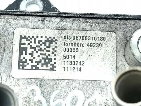 Arrefecedor de óleo Maserati OE 06700316180 Levante image 6