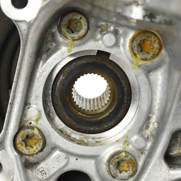 Voorrechter wielophanging OEM 51711-S0600 gebruikt image 4