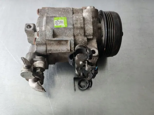 Compressore A/C Subaru Forester 73111FG000 image 5