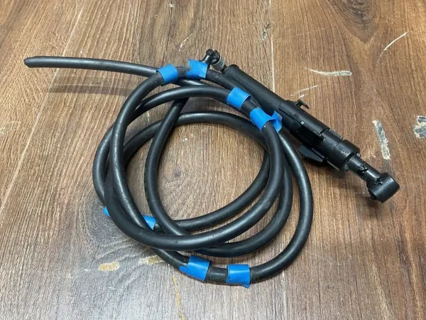 Ajovalopesuri vasen etu OEM 1017638 Range Rover L405 image 2