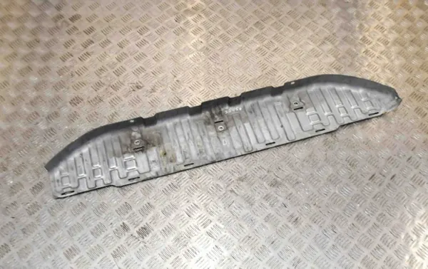 Marchepied droit OEM A6396600128 pour Mercedes Vito image 4
