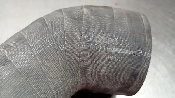 Tubería de intercooler Volvo S60 II V60 3.0 T6 image 3