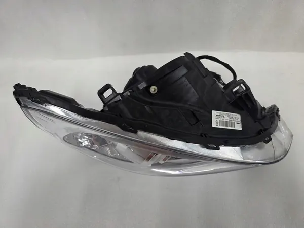 Volvo V60 S60 Oikea Xenon Ajovalo image 4