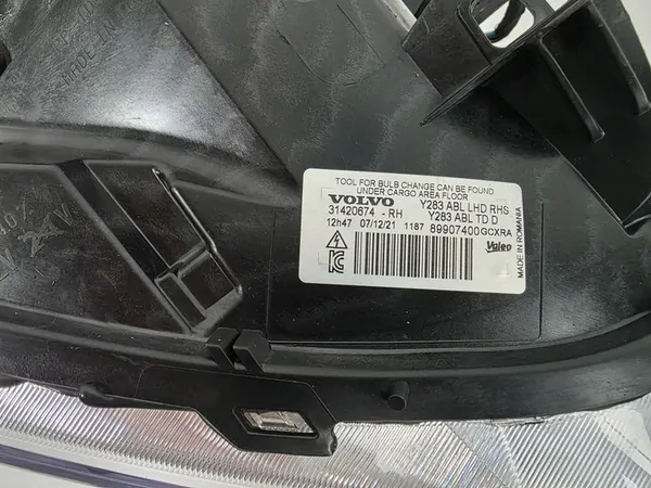 Volvo V60 S60 Oikea Xenon Ajovalo image 7