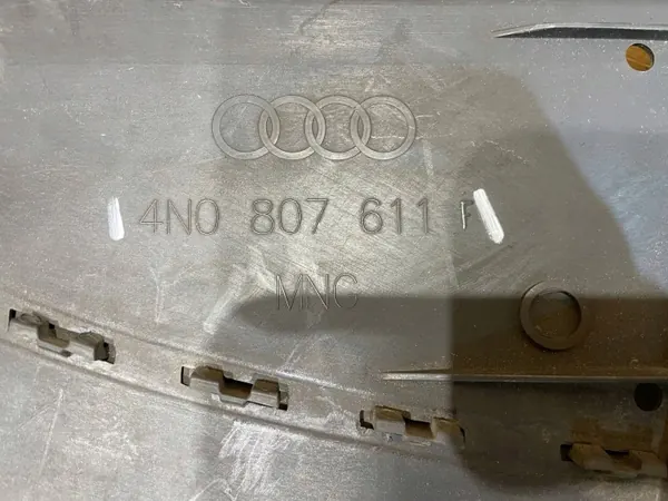 OEM 4N0807611F S2511G048 Cache Bas Pare-chocs Avant image 9