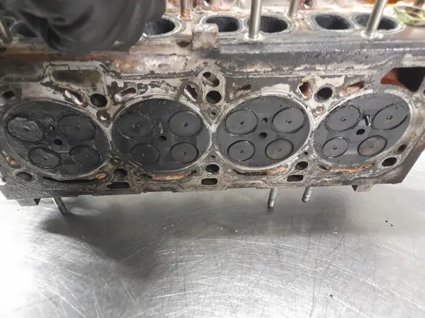 Gebrauchter Opel 2.0 CDTI Zylinderkopf OEM 55576915 image 5