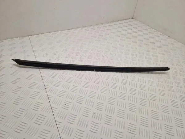 Protection de pare-brise Audi OE OEM 8W0854328C image 8