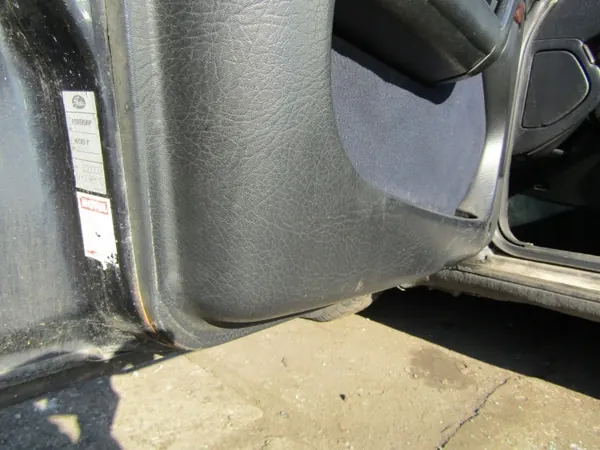 Audi 100 C4 Ovenpaneeli OEM AK-6-91286 Käytetty image 3