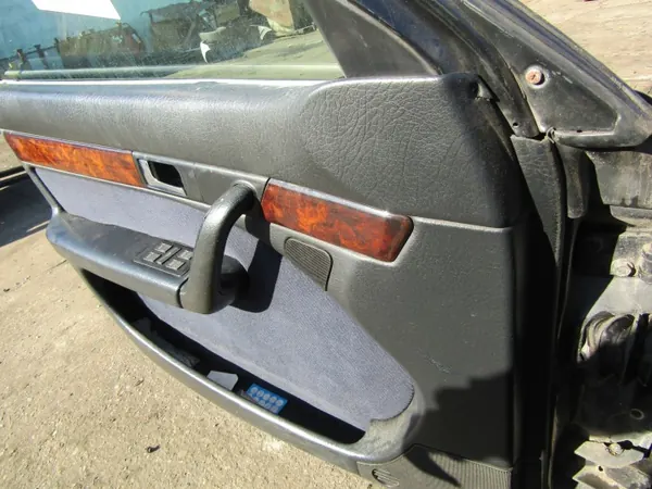 Audi 100 C4 Ovenpaneeli OEM AK-6-91286 Käytetty image 6