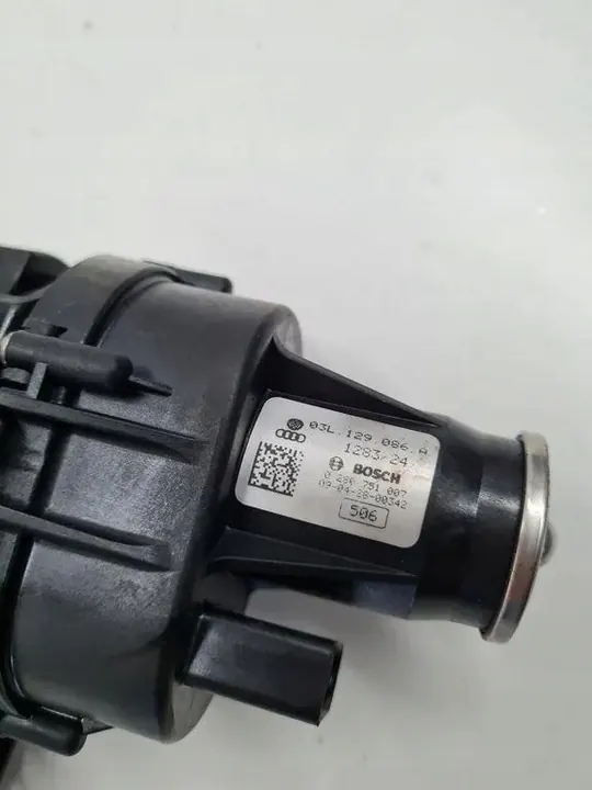 Collecteur d'admission VW POLO 1.6L Diesel 2010 03L129711B image 2