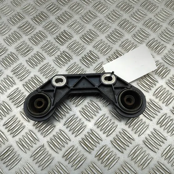 Pakoputken kiinnike OEM 23156335 Chevrolet Malibulle image 2