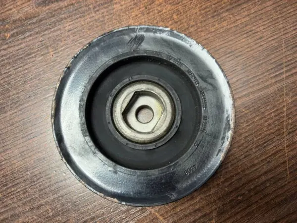 Kampiakselin hammaspyörä OEM 8200767762 Renault Trafic II image 3
