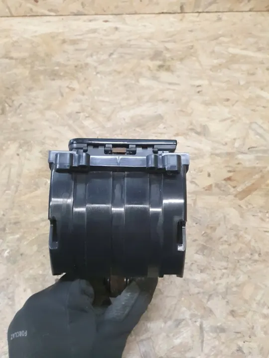 Porta-copos OEM J8A2-13560-AF para Range Rover Velar L560 image 5