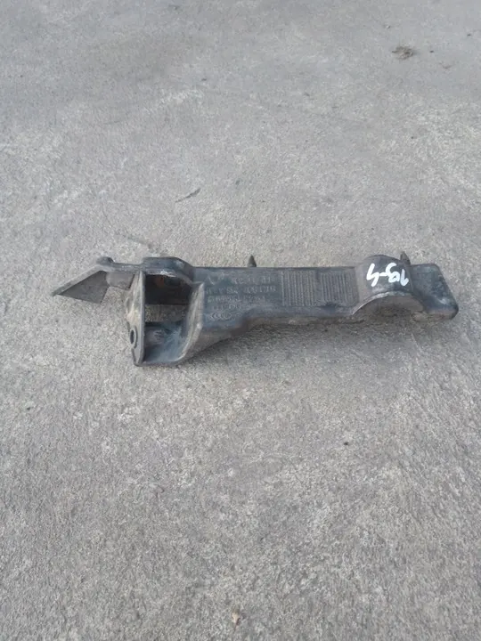 AUDI A5 8T Guia de Para-choque Esquerdo Frontal 8T0807283A image 3
