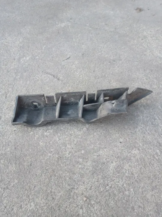 AUDI A5 8T Guia de Para-choque Esquerdo Frontal 8T0807283A image 4