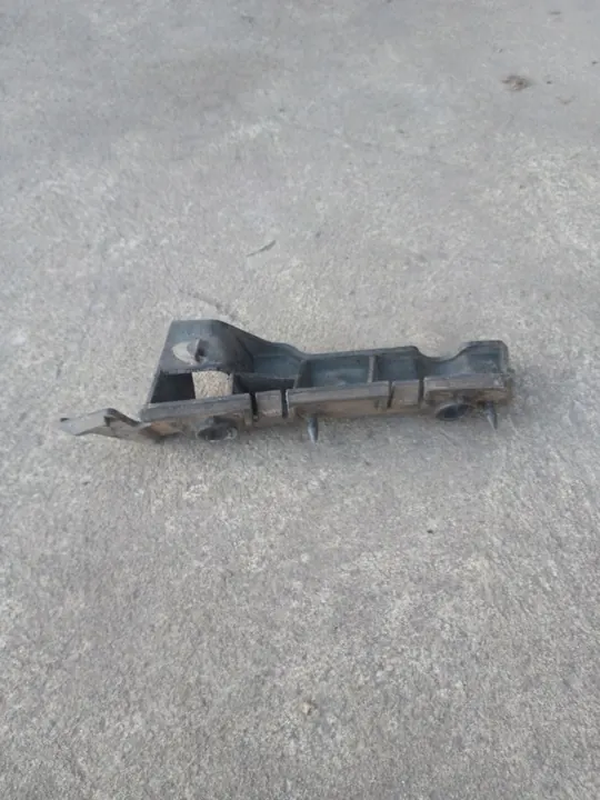 AUDI A5 8T Guia de Para-choque Esquerdo Frontal 8T0807283A image 5